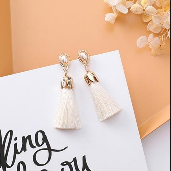 NEW LILLIE Cute Tassel Handmade Earrings 9 - Picture 3 of 3